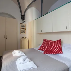 la-casa-delle-volte.hotelitalianriviera.com/